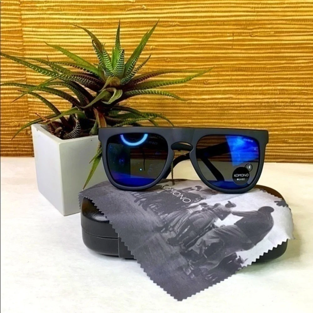 New Komono Men’s Bennet Midnight Blue Sunglasses